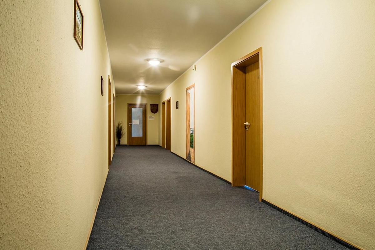 Logia Hotel Garni 뉴할링거지어 외부 사진